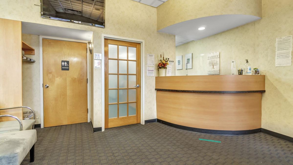 8703 Jamaica Ave, Woodhaven, NY 11421